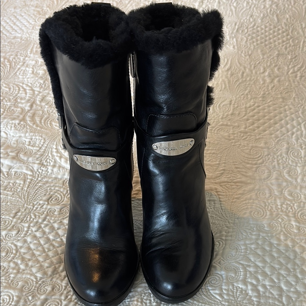 Michael Kors Lizzie Black Leather  ankle boots